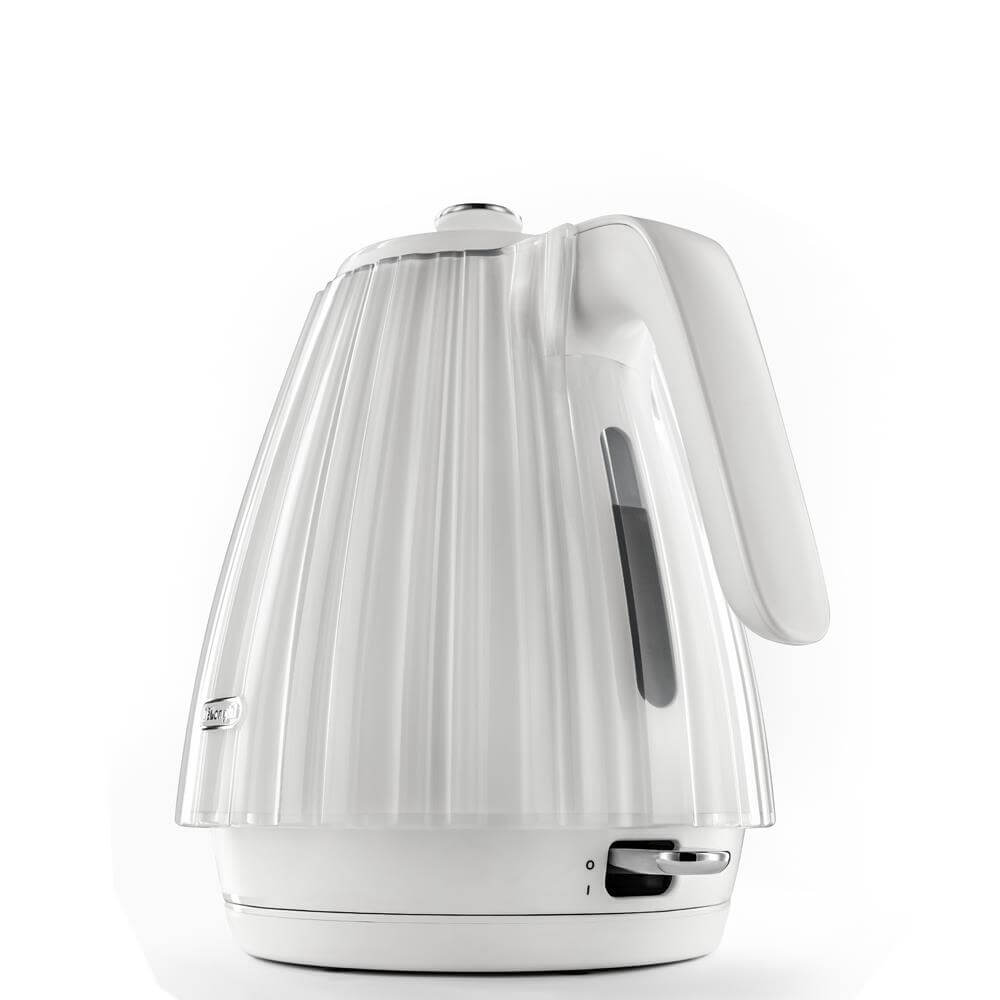 Delonghi kettle hot sale white sainsburys